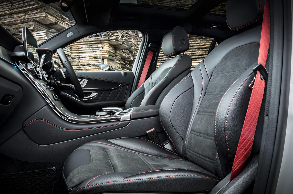 https://www.autocar.co.uk/sites/autocar.co.uk/files/styles/gallery_slide/public/images/car-reviews/first-drives/legacy/143a1091.jpg?itok=wkaTsQhw