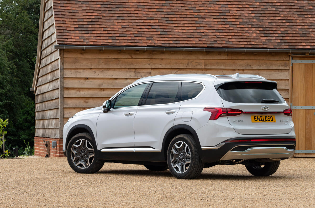 15 Hyundai Santa Fe PHEV 2021 UK FD static rear