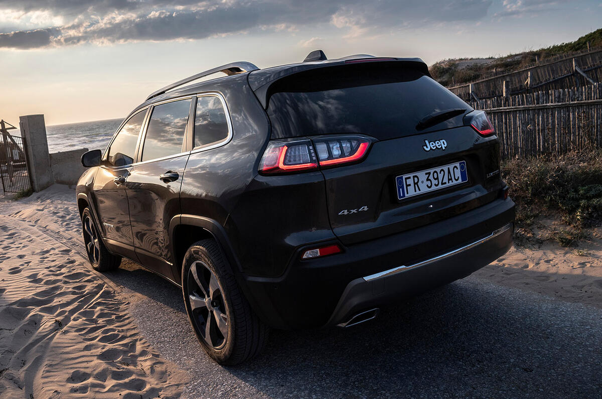 Jeep Cherokee Limited 2018 first drive review static offroad rear