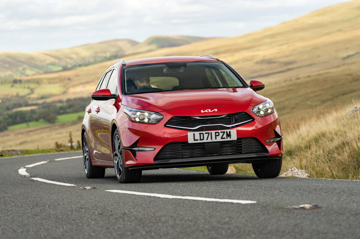 Kia Ceed Sportswagon 1.5 TGDI '3' 2021 UK first drive Autocar