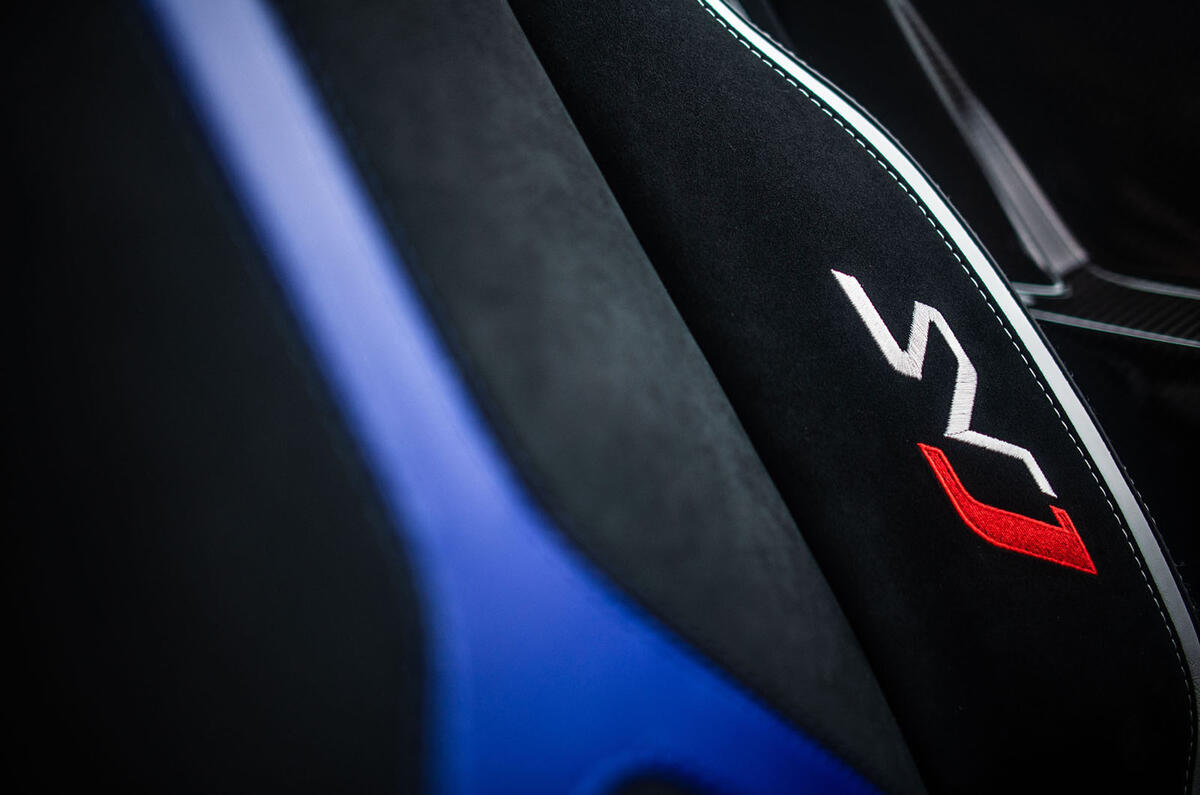 Lamborghini Aventador SVJ 2018 UK first drive review - seat details