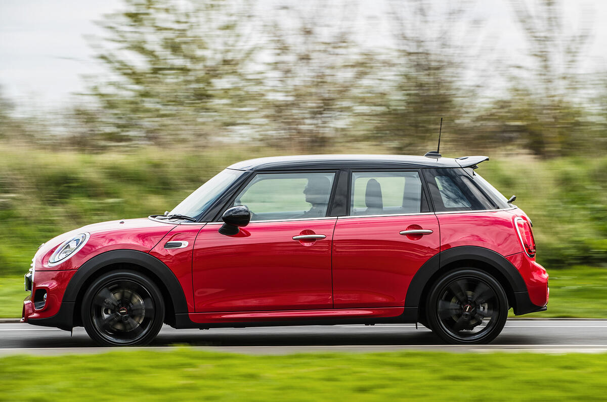 Mini Cooper 5dr 2018 Uk Review Autocar