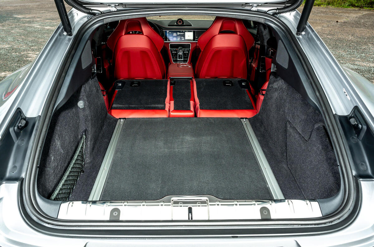 Porsche Panamera e-Hybrid 2020 UK first drive review - boot