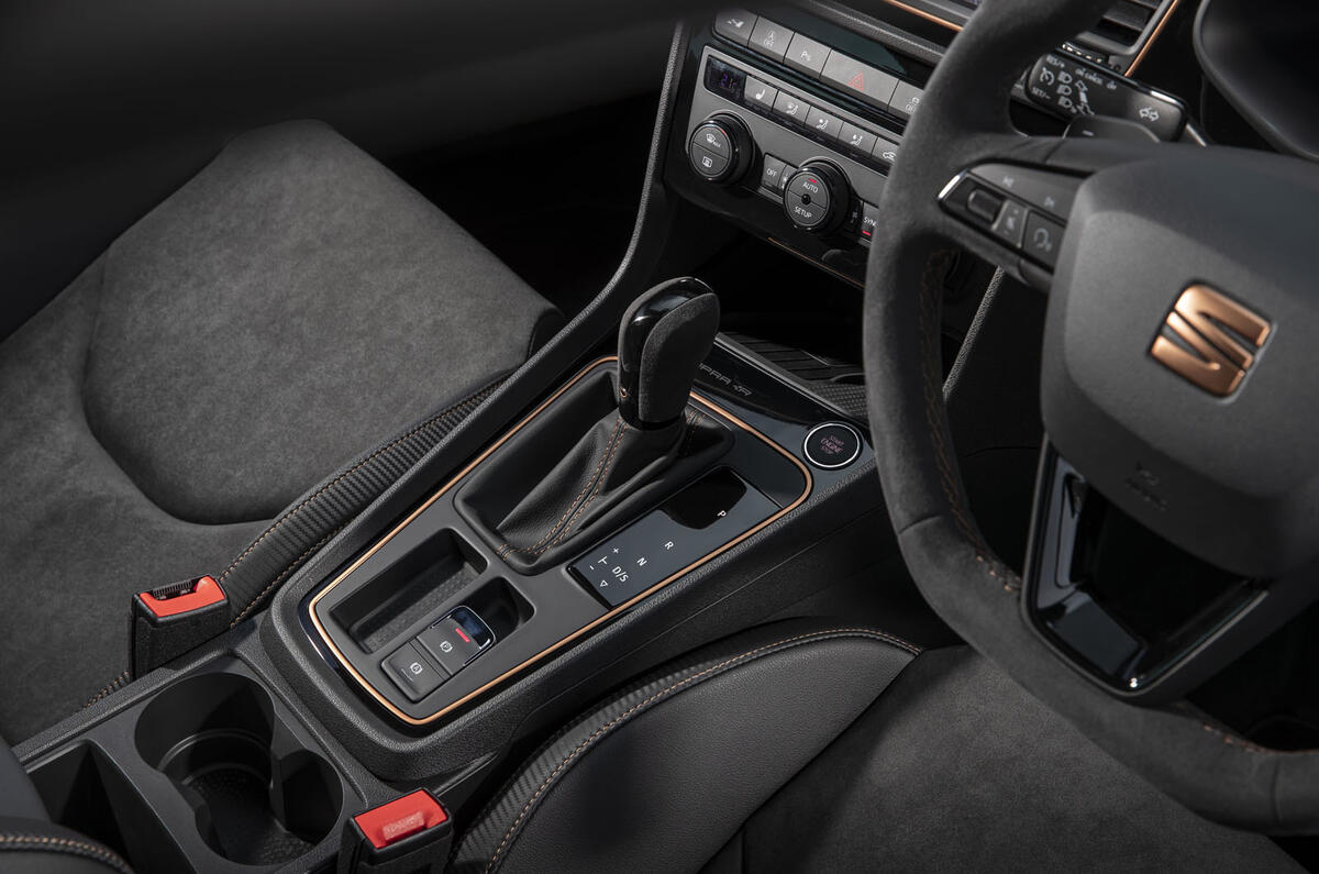 Seat Leon Cupra R ST Abt 2019 UK first drive review - centre console