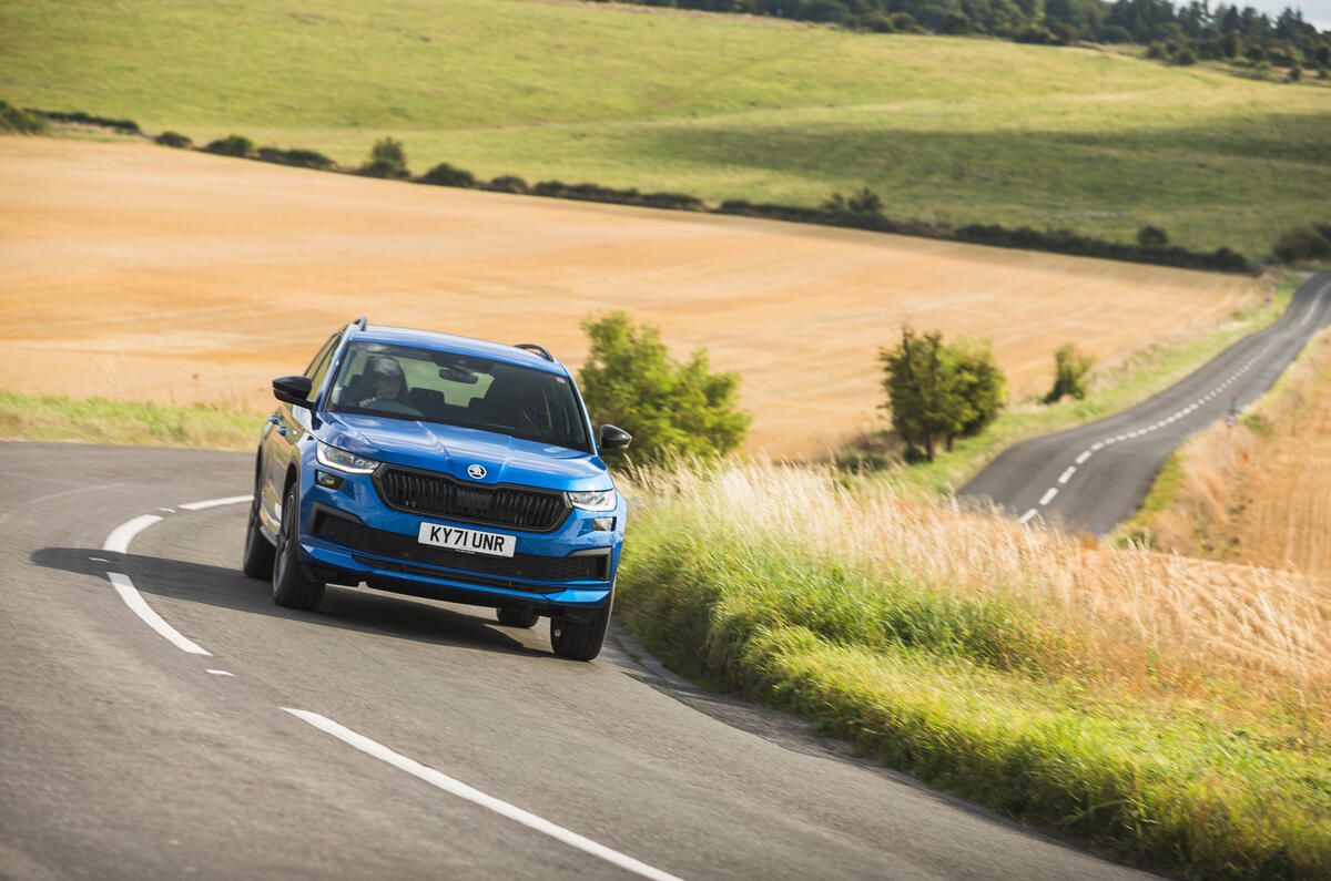 15 Skoda Kodiaq Sportline 2021 UK cornering front