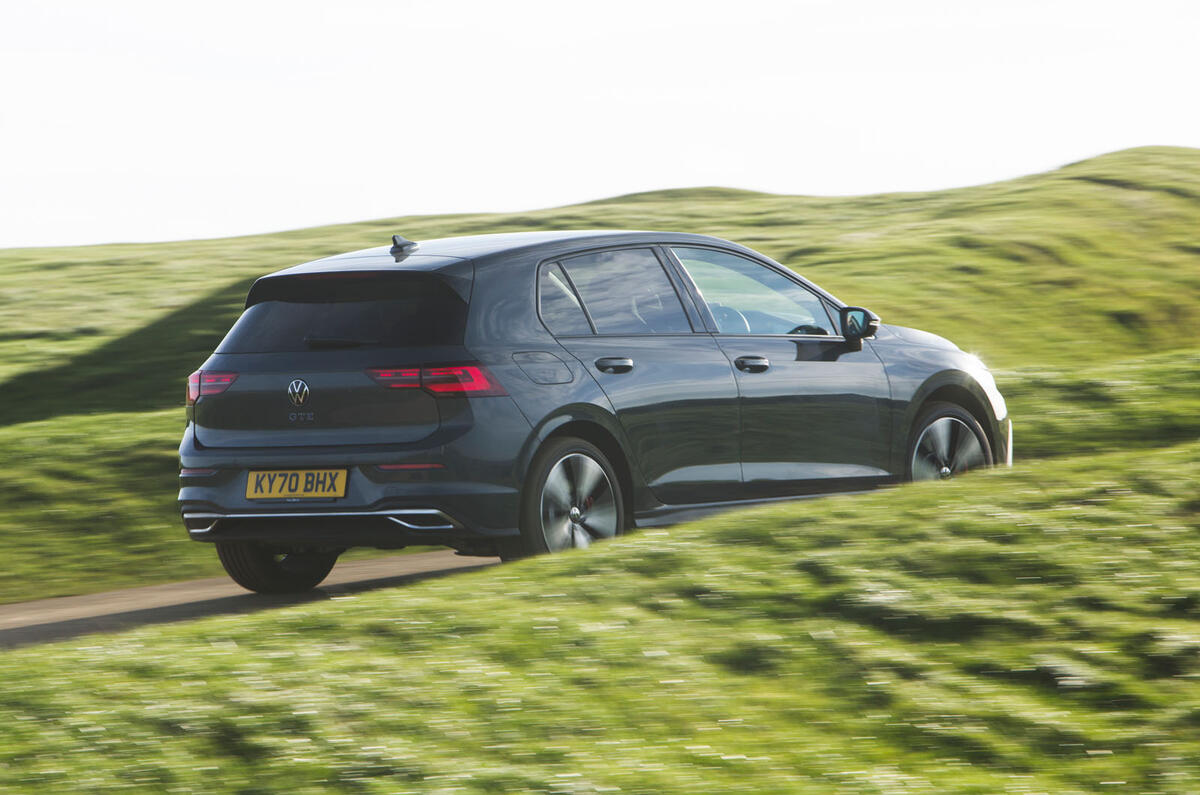 Volkswagen Golf GTE 2020 : premier bilan de conduite au Royaume-Uni - sur la route