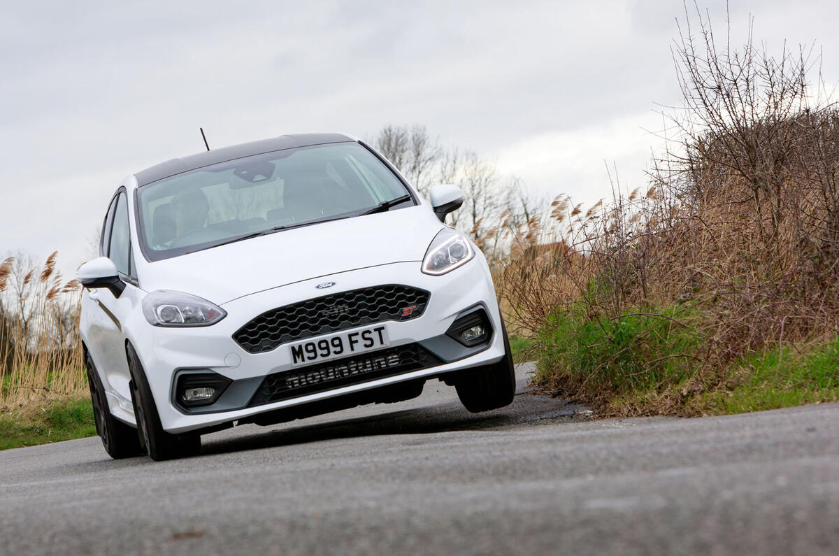 Ford Fiesta ST Mountune m235 2020 : premier bilan de conduite - avant les virages