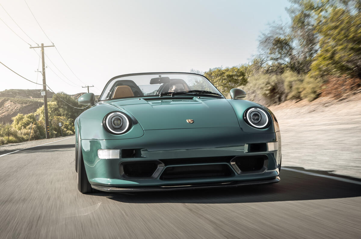 16 Gunther Werks 993 Speedster 2022 : premier essai routier sur le front de la route