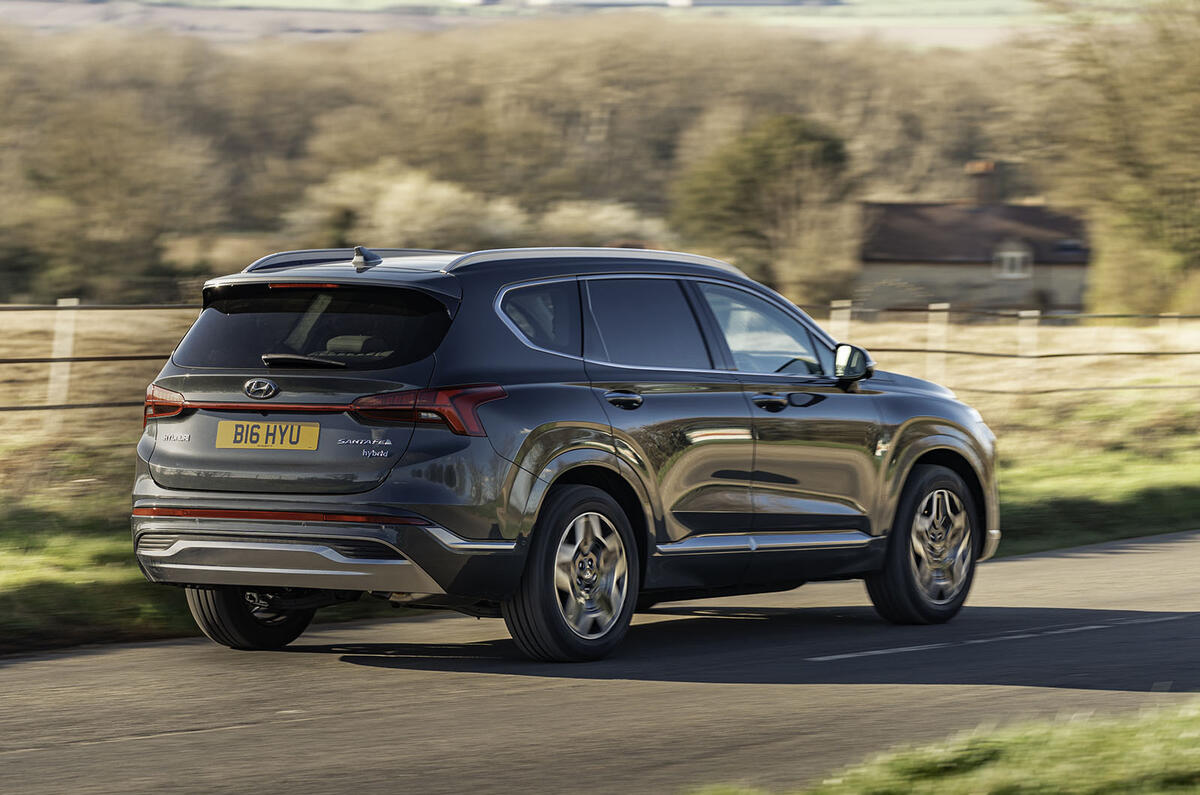 Hyundai Santa Fe 1.6 T-GDi HEV 2021 UK first drive | Autocar