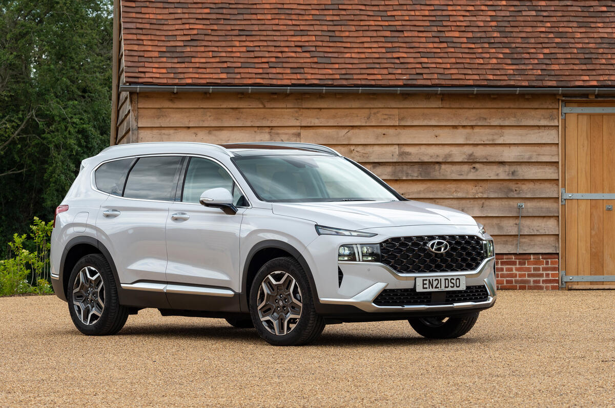 16 Hyundai Santa Fe PHEV 2021 UK FD static front
