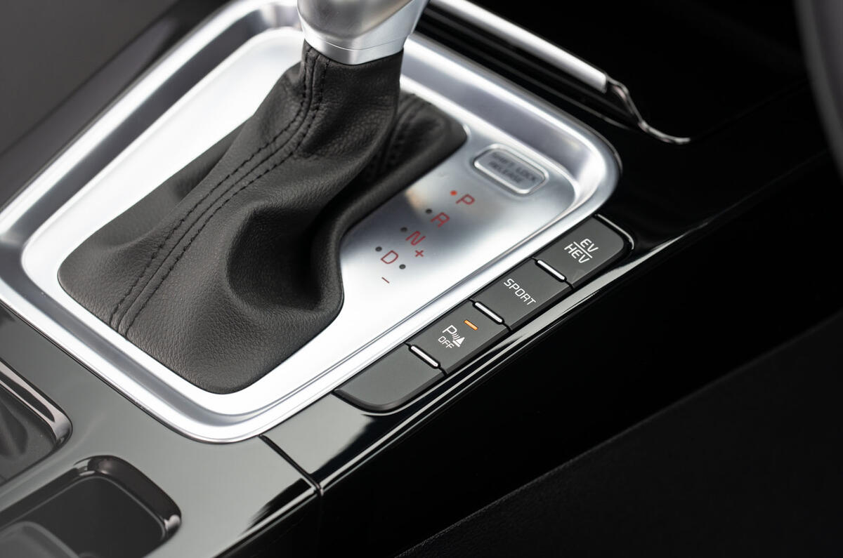 Kia Xceed plug-in hybrid 2020 UK first drive review - drive modes