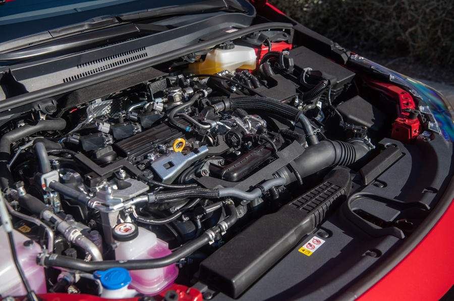 Toyota Corolla 2.0 Hybrid CVT Excel 2019 review Autocar