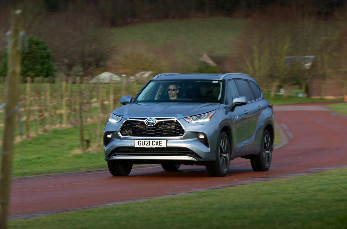 16 Toyota Highlander 2021 UE essai routier avant première conduite