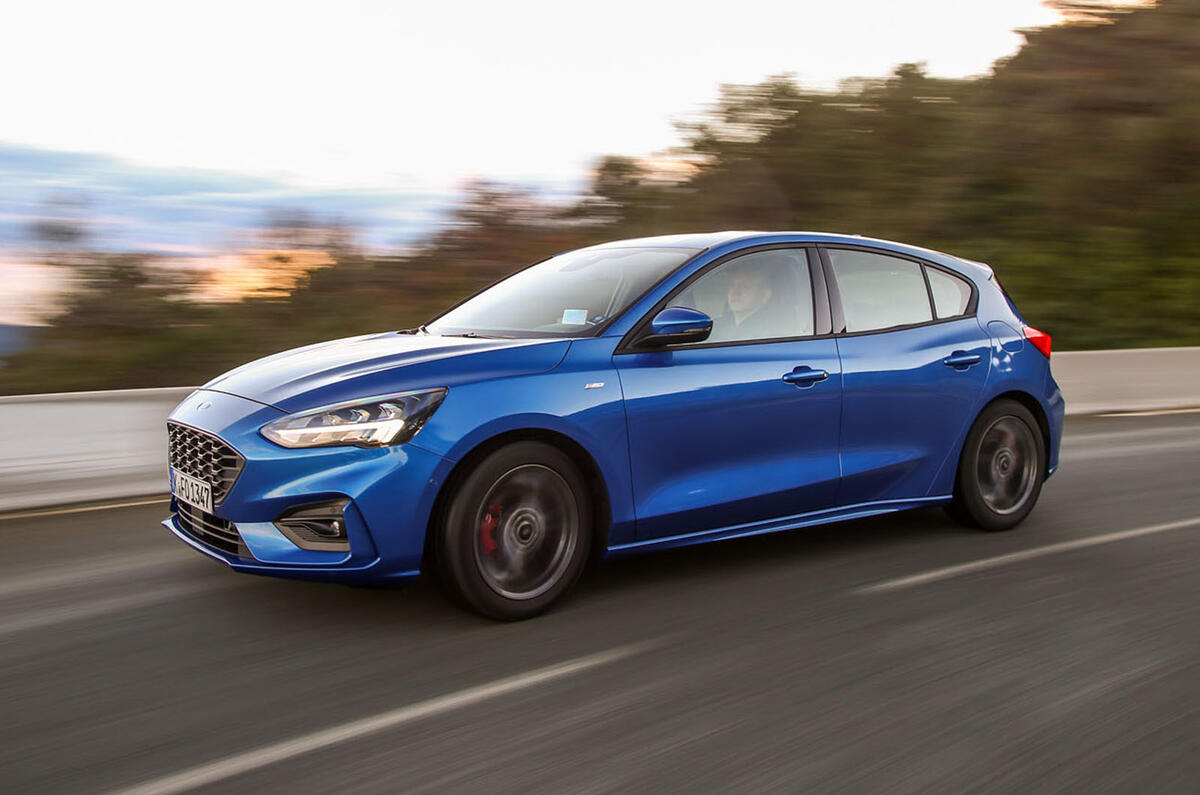 2018 Ford Focus ST Review, Pricing and Specs