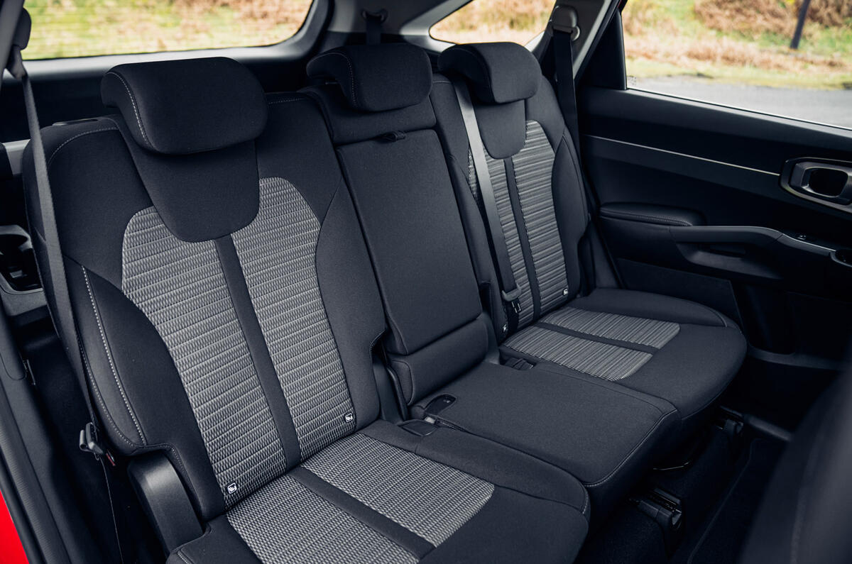 17 Kia Sorento PHEV 2021 UK first drive review middle row