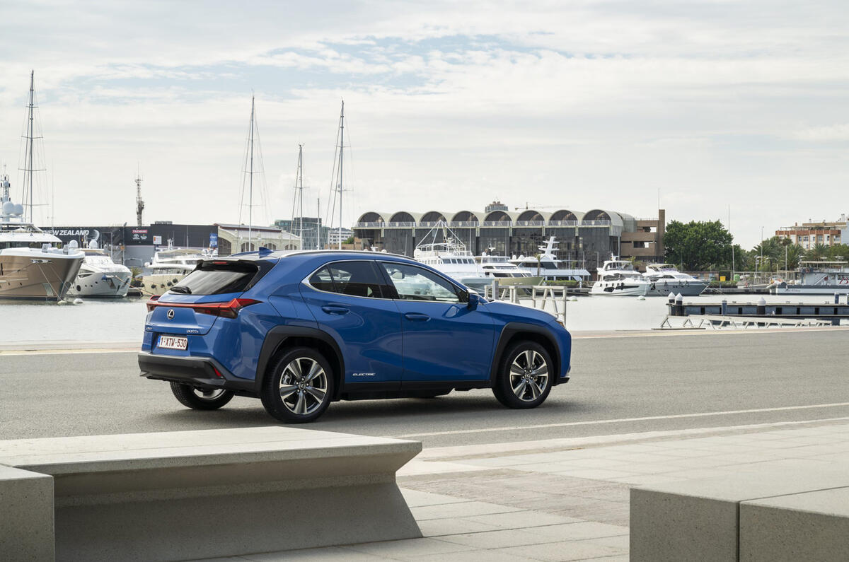 Lexus UX300e 2020 : premier bilan de la conduite au Royaume-Uni - statique