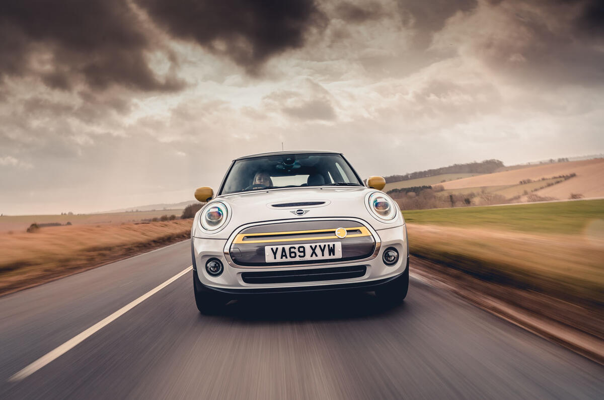 Mini Electric 2020 : premier bilan de la conduite au Royaume-Uni