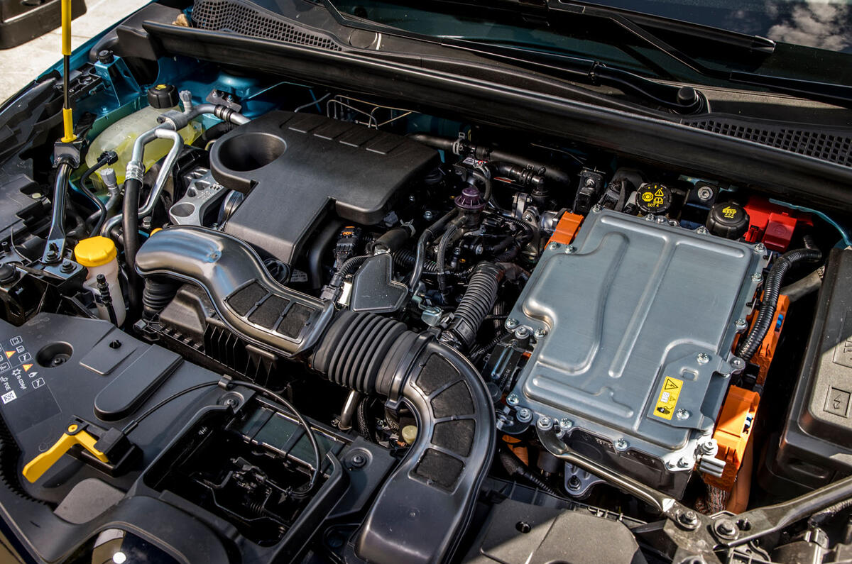 Renault Captur E-Tech PHEV 2020 UK first drive review - engine