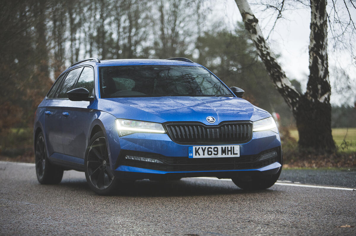 Skoda Superb Estate 2 0 Tsi 272 Sportline Plus 2019 Uk Review Autocar