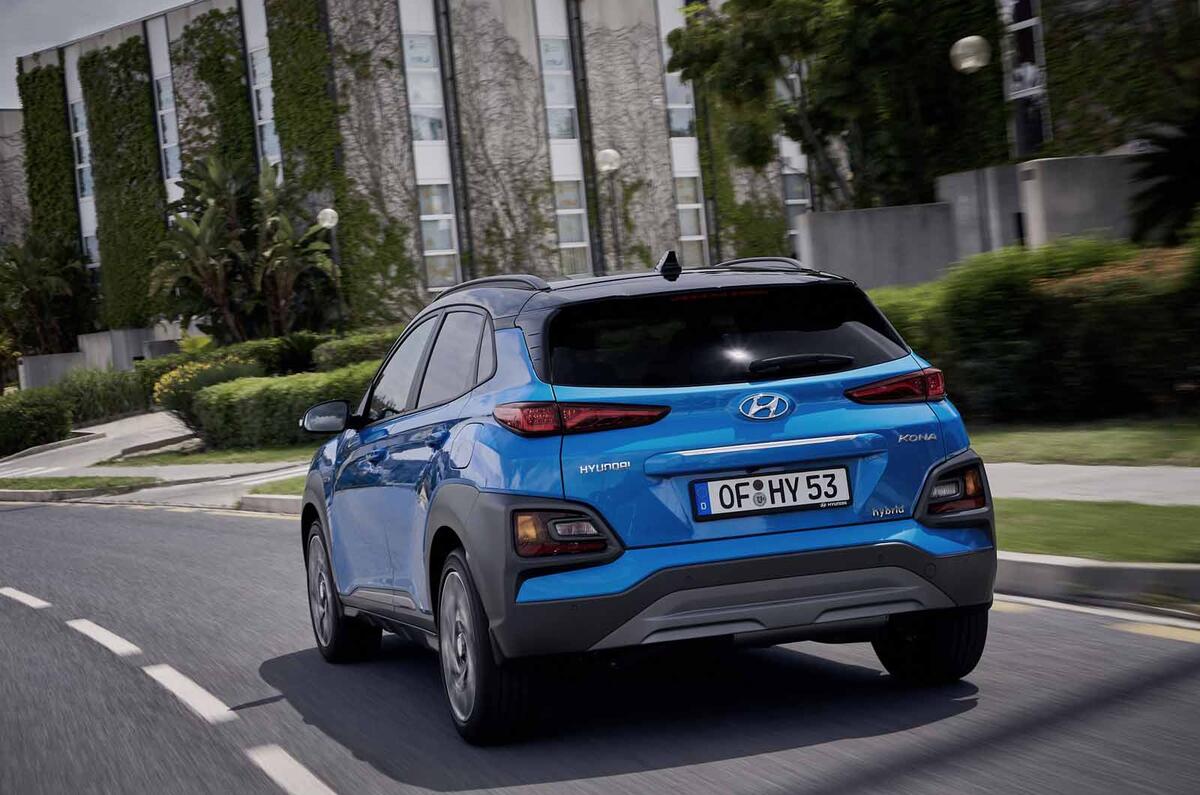 New Hyundai Kona Hybrid Revealed As 70mpg Small Suv Autocar