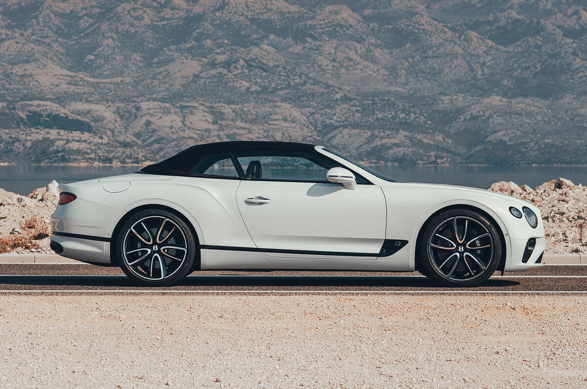 Bentley Continental GT convertible 2019 first drive review - roof up