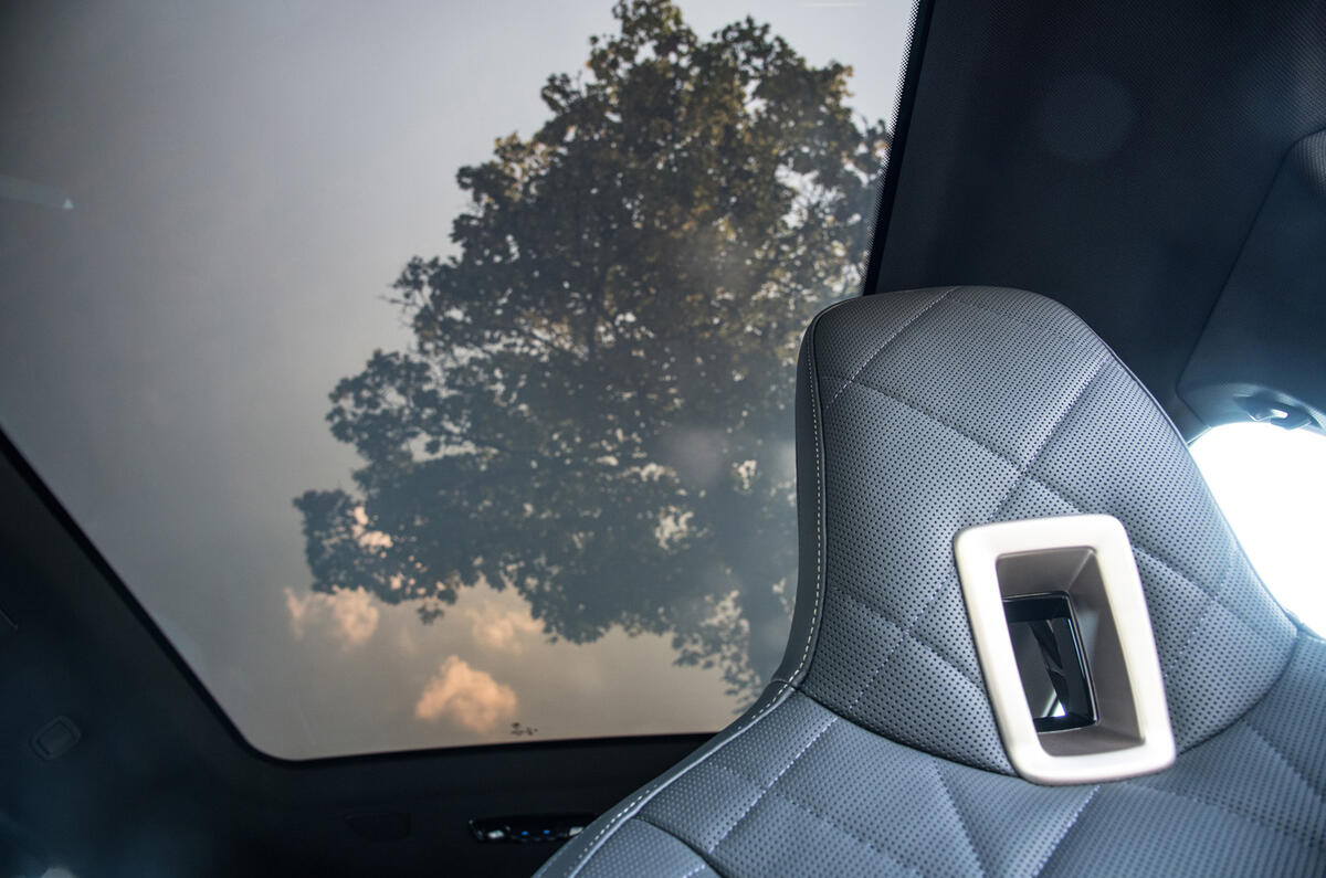 18 bmw ix xdrive 50 2021 first drive review sunroof