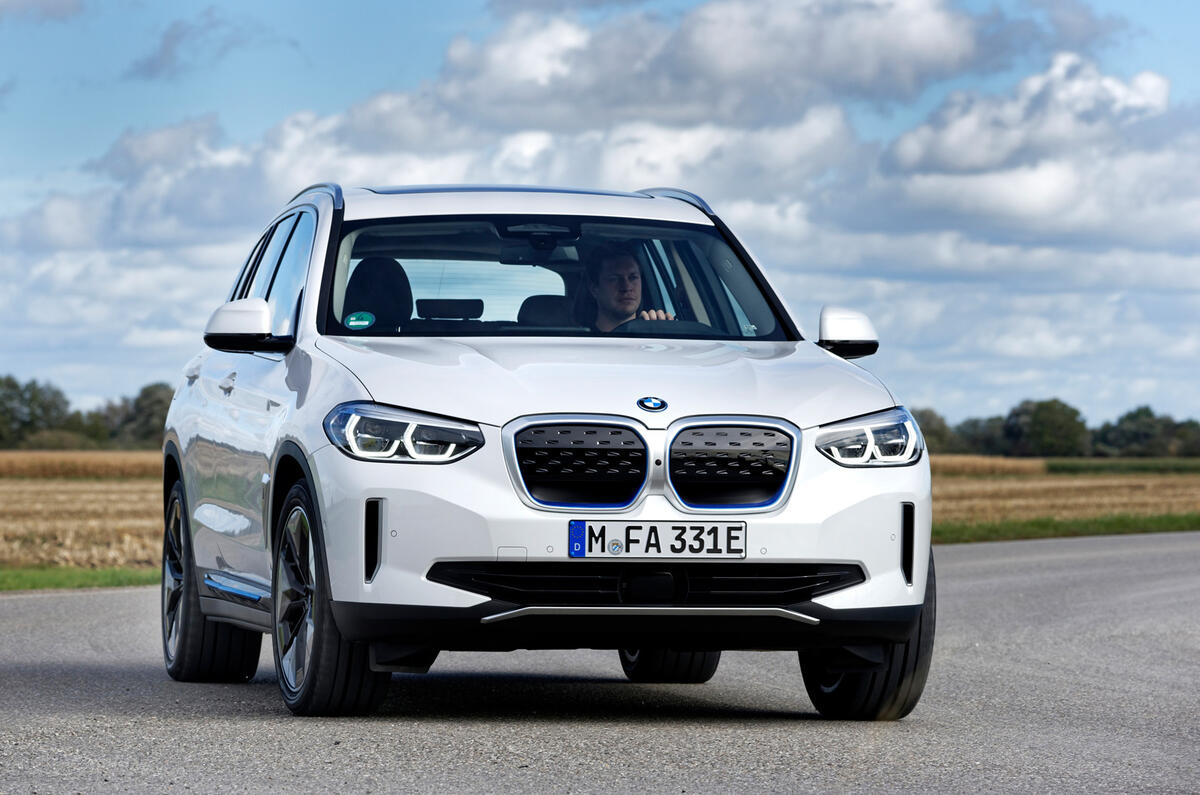 BMW iX3 2020 : premier bilan de la conduite - les virages à l'avant