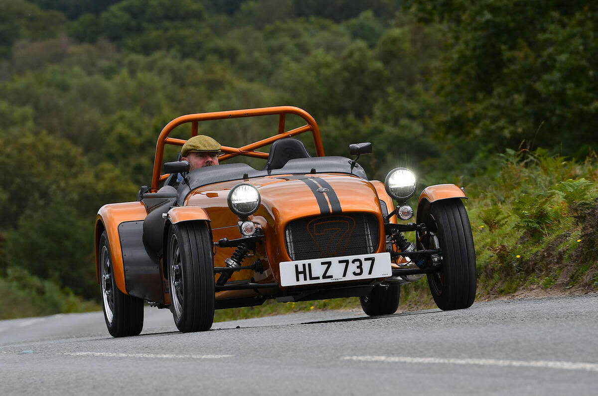 18 Caterham Seven 170 R 2021 UK FD on road front