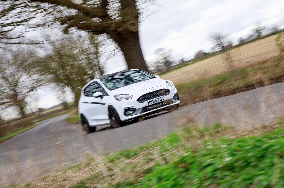 Ford Fiesta ST Mountune m235 2020 : premier bilan de conduite - sur la route