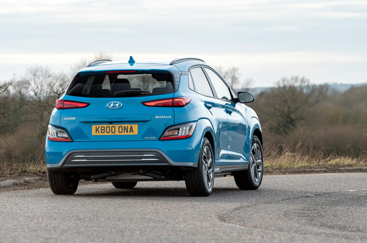 Hyundai Kona Electric Ultimate 64kWh 2021 UK first drive | Autocar
