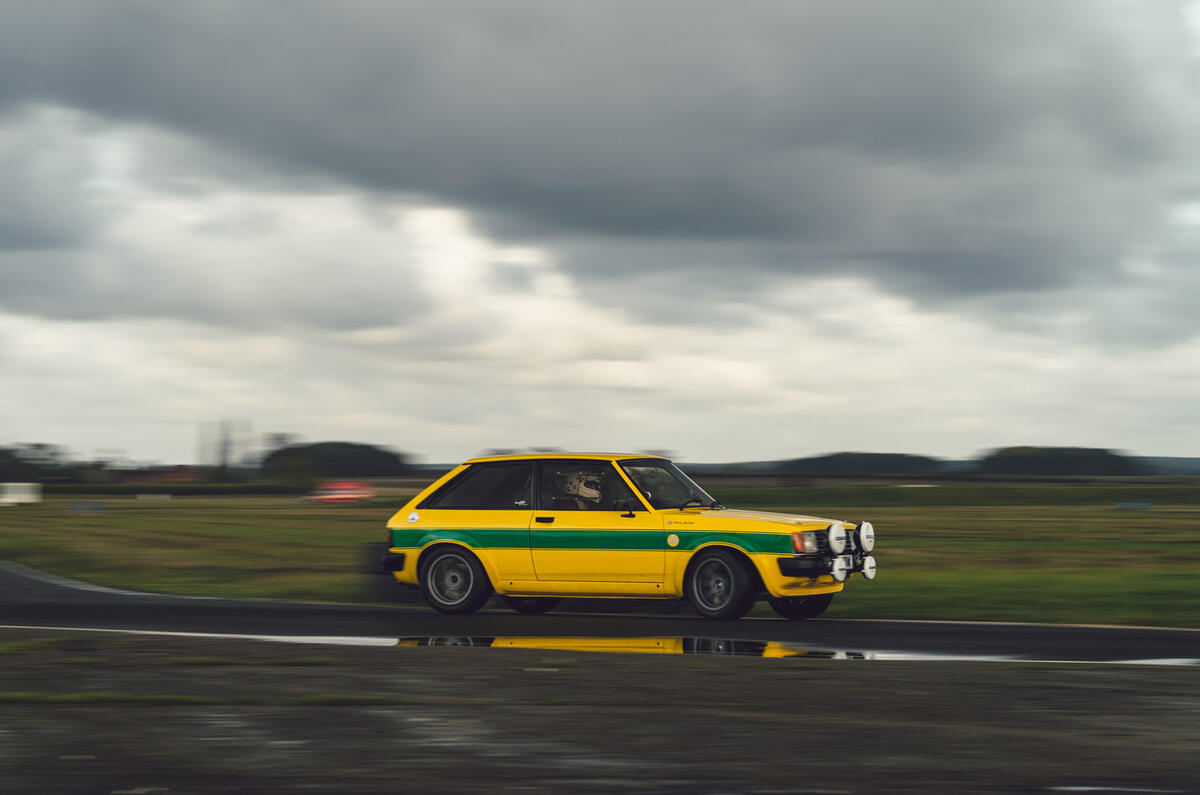 18 Tolman Talbot Sunbeam Lotus 2021 : premier examen de conduite sur piste