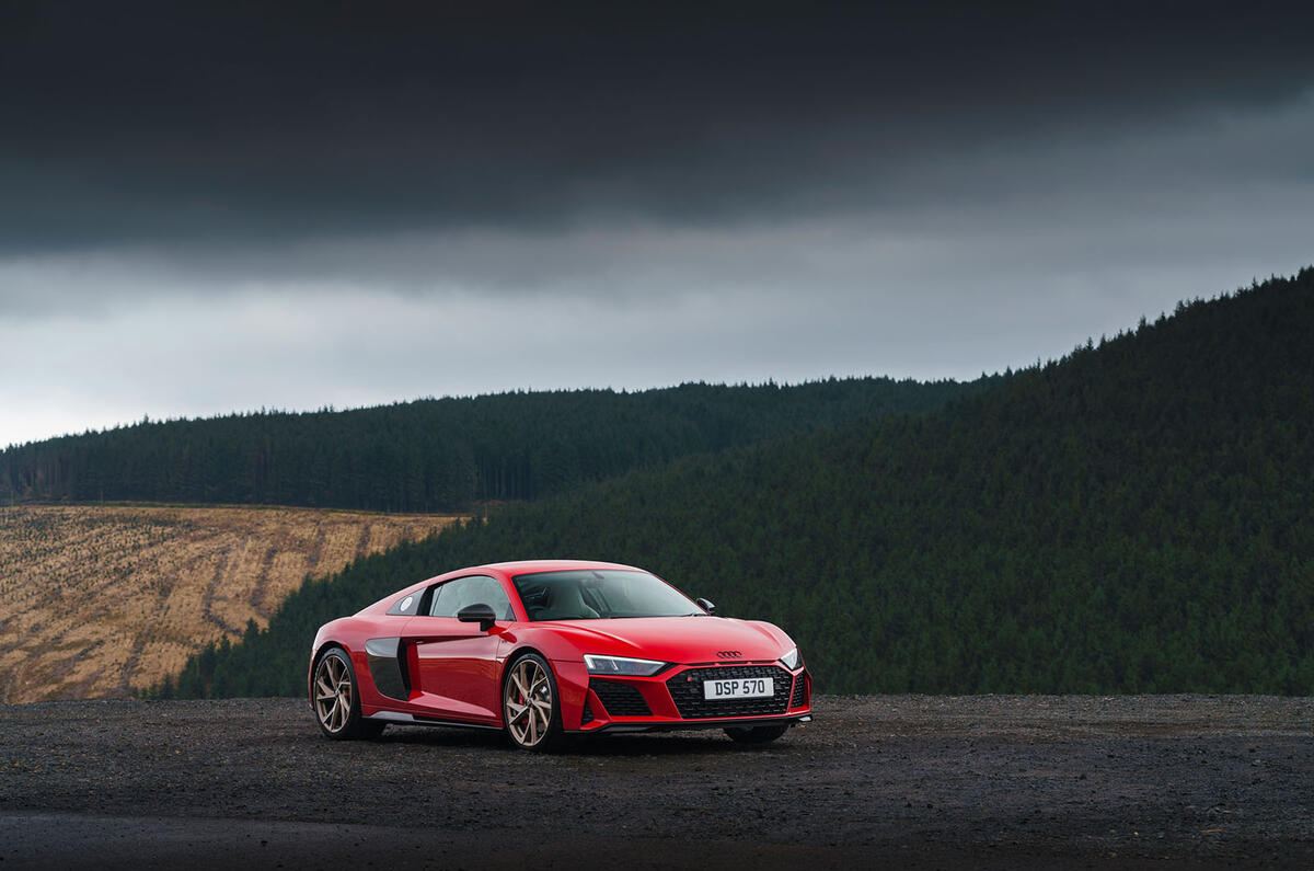 19 Audi R8 V10 RWD Performance 2022 UE : essai statique avant