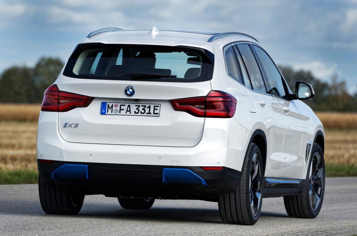 BMW iX3 2020 : premier bilan de la conduite - les virages à l'arrière