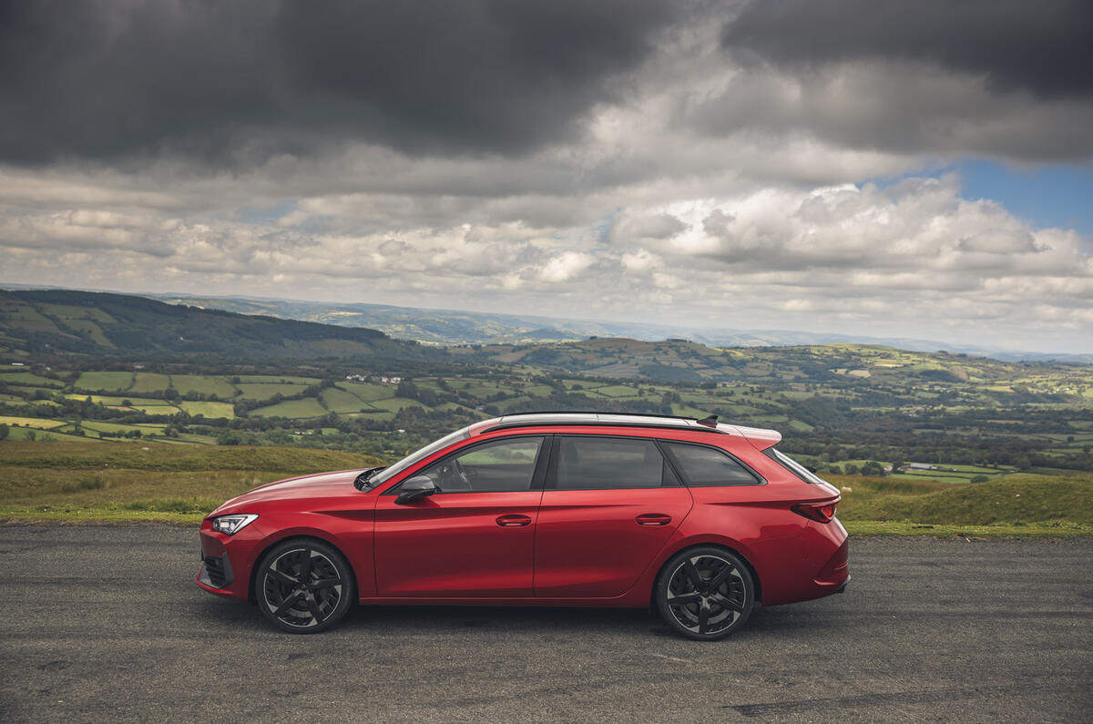 19 Cupra Leon Estate 2021 UE FD côté statique