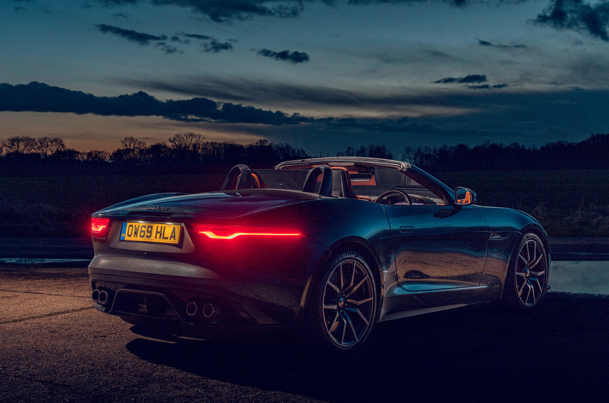 19 Jaguar F Type P450 Convertible 2022 UK first drive review static night