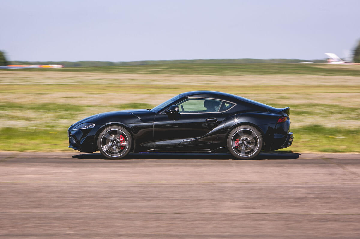 Toyota Supra 2019 UK first drive review - track side