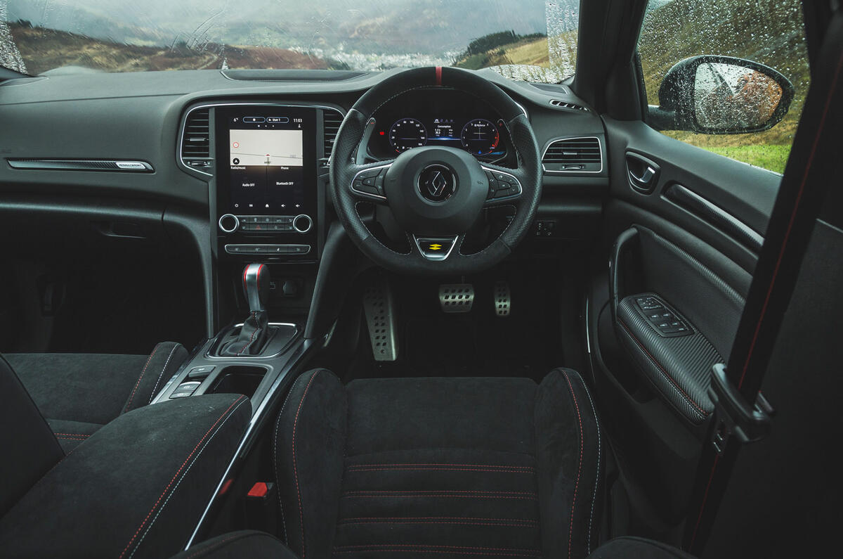 19_bmw_128ti_test.jpg