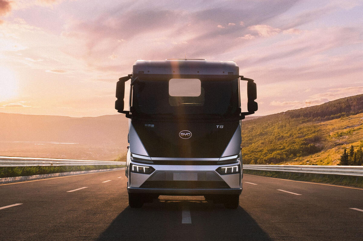 2020 BYD 19-tonne HGV