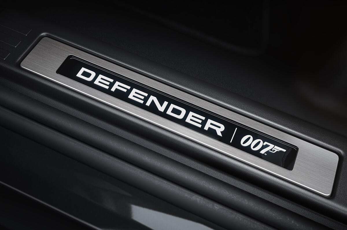1_defenderbond_5.jpg