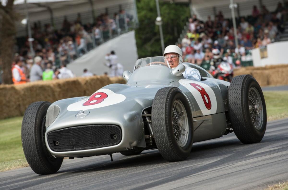 Sir Stirling Moss Obituary The Life And Career Of A Racing Legend