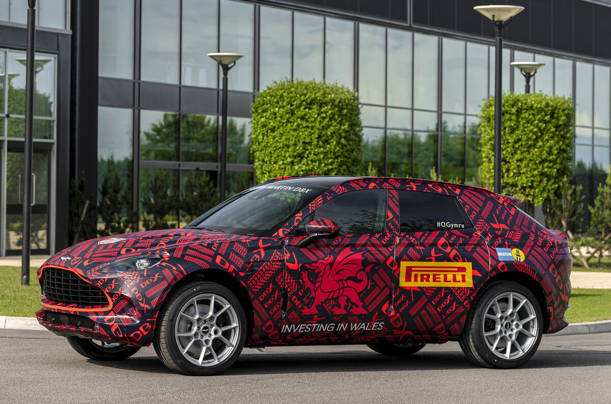 Aston Martin DBX