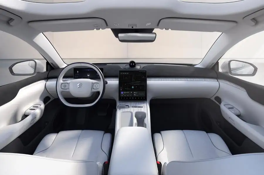 Chinese EV firm Nio unveils ET7 saloon as new flagship | Autocar
