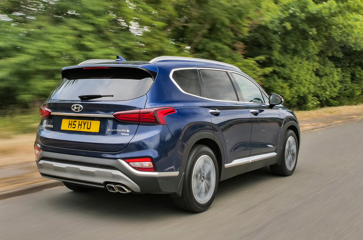 Hyundai Santa Fe Premium SE 4WD 2018 UK review | Autocar