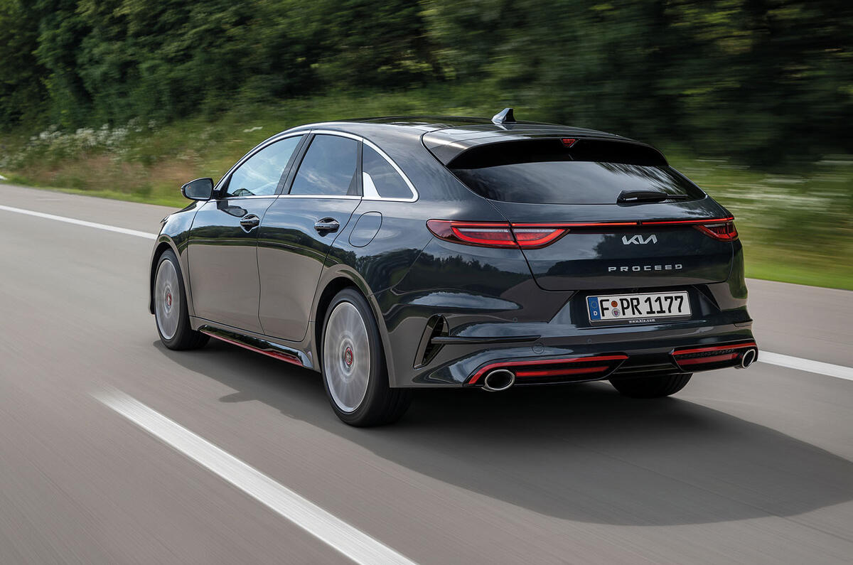 Kia proceed 2021