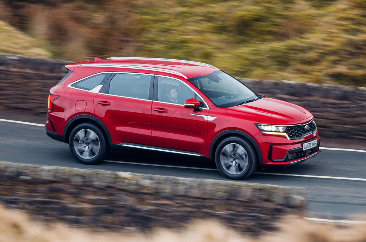 2 Kia Sorento PHEV 2021 UK first drive review hero side