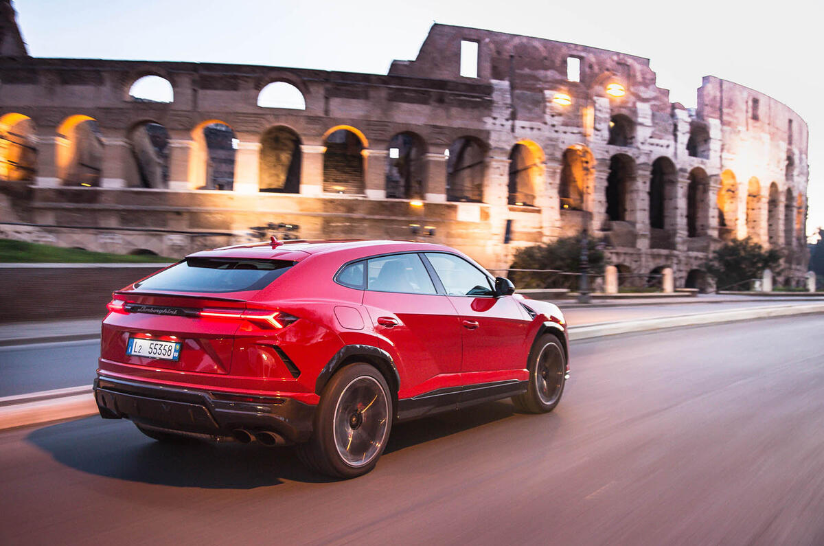 Lamborghini Urus 2018 Review Autocar