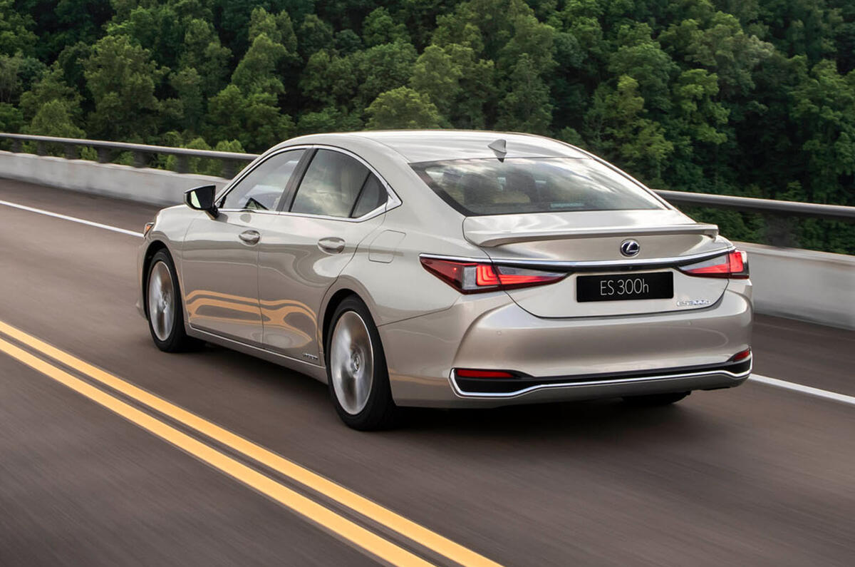 Lexus Es 300h 18 Review Autocar
