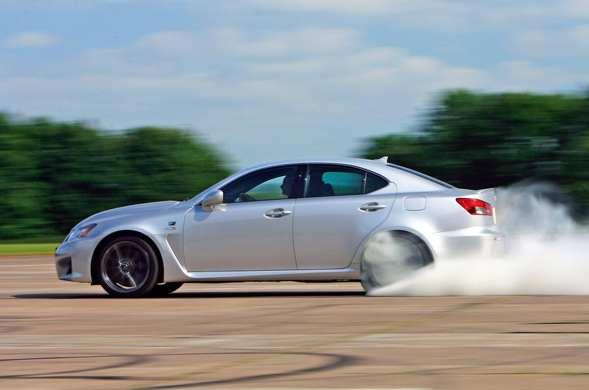 2-lexus-is-f-2008-hero-side.jpg