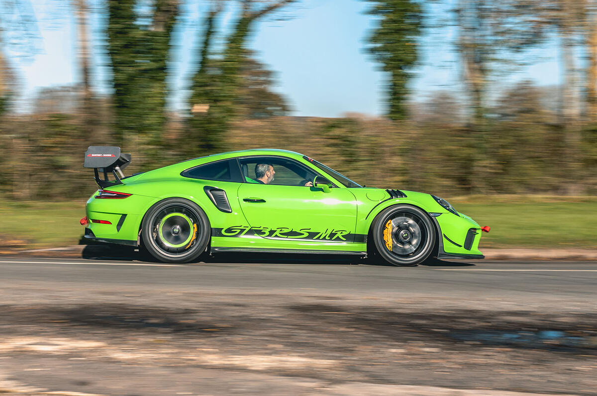 Manthey 911 GT3 RS MR 2020 : premier bilan de conduite - côté héros