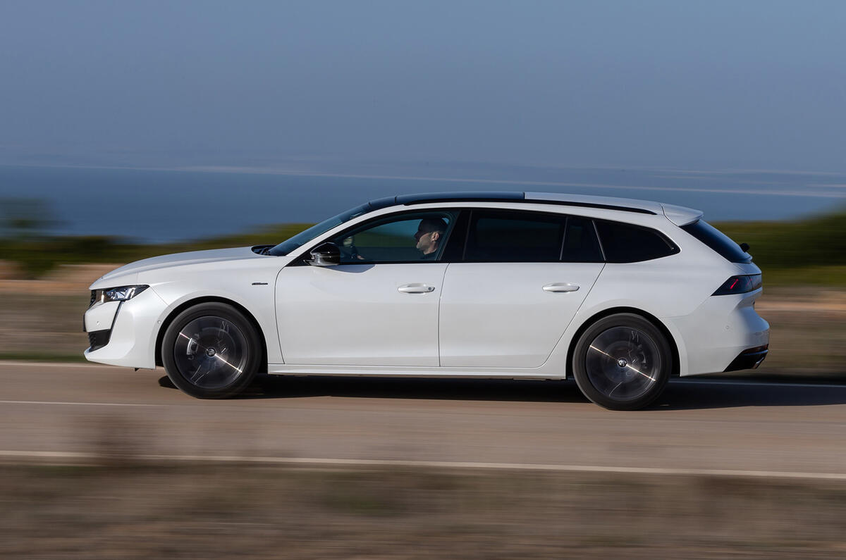 Peugeot 508 SW 2018 first drive review - hero side